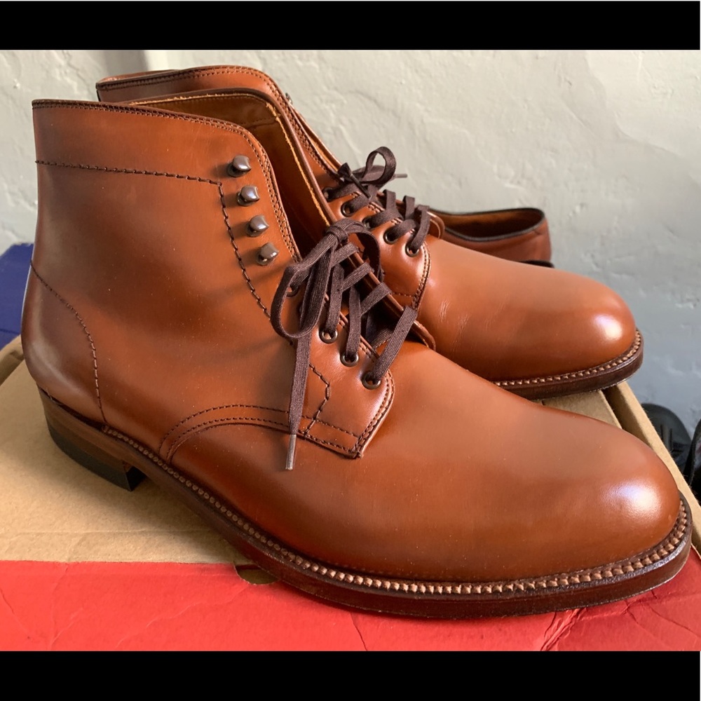 Alden calfskin mid top Boot